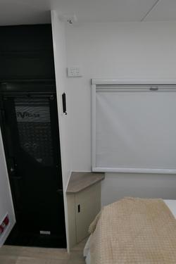 2024 GREAT AUSSIE 2OURER LARGE BATHROOM