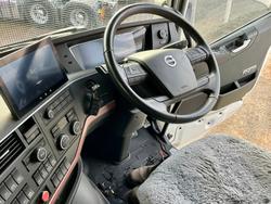 2022 Volvo Fh700 2Xl Globetrotter 240000Klm Suit New $360000+Gst Rt Wty FH 700 GLOBETROTTER 2XL WHITE
