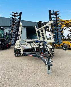 0 BALDAN MOVERE TANDEM 88 PLATE FOLDING 8.7m LEVELING DISC W REAR ROLLER DEMO