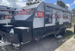 JB Caravans Dirt Road Xtreme (22')