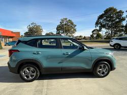 2025 Kia
Seltos S