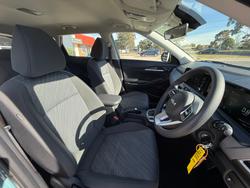 2025 Kia
Seltos S