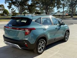 2025 Kia
Seltos S