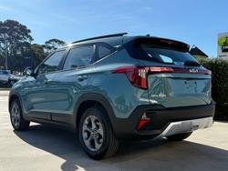 2025 Kia
Seltos S