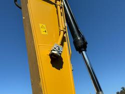 2022 Caterpillar
323