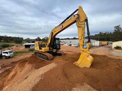 2022 Caterpillar
323