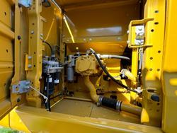 2022 Caterpillar
323