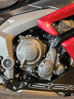 2024 Triumph Daytona 660 LAMS Daytona Black