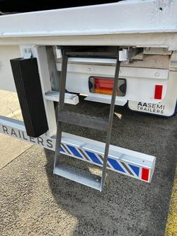 2007 Maxitrans St3 Od 24 Pallet -18, 4.1M Roll Door