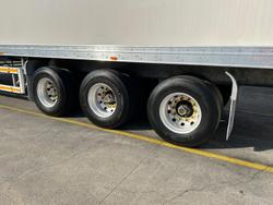 2007 Maxitrans St3 Od 24 Pallet -18, 4.1M Roll Door