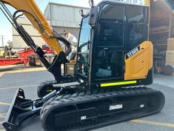 2024 GROVE GRT8100 1 Yellow