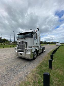 2018 Kenworth K200 White