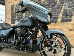 2023 HARLEY-DAVIDSON STREET GLIDE (FLHX) ROAD SHARKSKIN BLUE