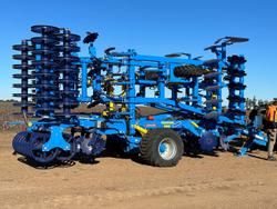 0 FARMET TRITON HEAVY 660PS COMBINED DISC AND TYNE CULTIVATOR BLUE
