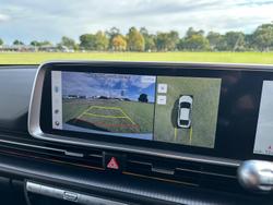 2023 Hyundai
IONIQ 6 DYNAMIQ