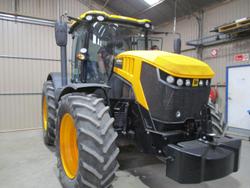 2019 JCB 8330 Fastrac Yellow