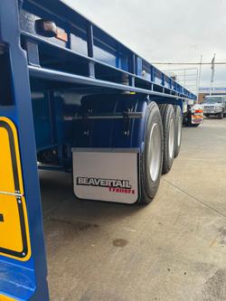 2025 Beavertail 30 Ft Tri Axle Flat Top Trailer