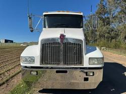2011 Kenworth
T359 It Bunk, Auto, Cummins, E5 440Hp, Low Kms