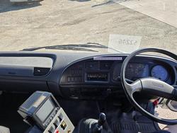 2002 Isuzu Fvr 950 White
