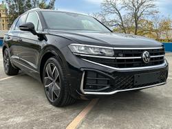 2025 Volkswagen Touareg 210TDI R-Line