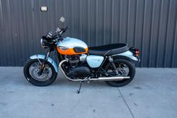 2023 Triumph Bonneville T100 (900cc) Bonneville Blue