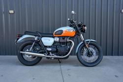 2023 Triumph Bonneville T100 (900cc) Bonneville Blue