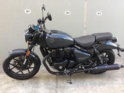 2025 Royal Enfield
Shotgun 650