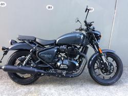 2025 Royal Enfield
Shotgun 650