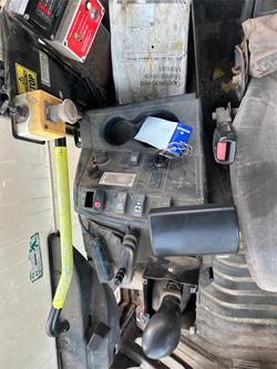 2004 Caterpillar 908