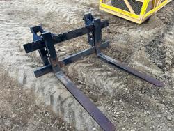 2004 Caterpillar 908