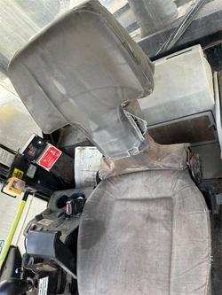2004 Caterpillar
908