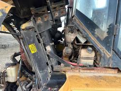 2004 Caterpillar
908