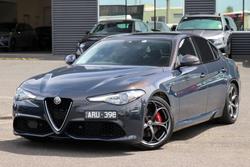 2017 Alfa Romeo
Giulia Veloce