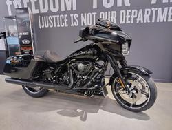 Harley-Davidson Street Glide 117 (flhx)