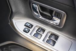 2017 MITSUBISHI PAJERO GLX LWB (4x4)