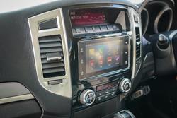 2017 MITSUBISHI PAJERO GLX LWB (4x4)