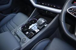 2024 Volkswagen
Touareg 210TDI R-Line