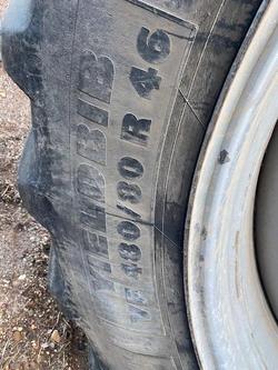 2015 CASE IH 4430 red