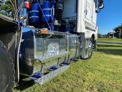 2018 Kenworth K200 White