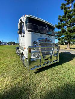 2018 Kenworth K200 White