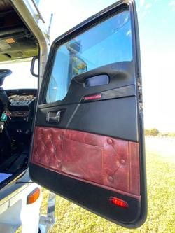 2018 Kenworth K200 White