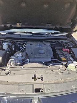 2023 Mitsubishi
                Triton Xtreme