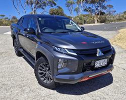2023 Mitsubishi
                Triton Xtreme