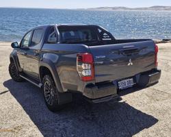2023 Mitsubishi
Triton Xtreme