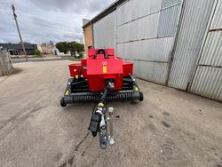 0 Massey Ferguson 1840 Square Baler