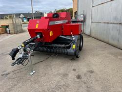 0 Massey Ferguson 1840 Square Baler
