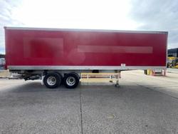 2011 Maxi Trans 16P Dry Van C/W Tail Gate Red