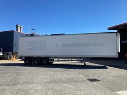 2012 Maxitrans Freezer Van White