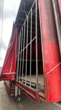 2015 Vawdrey 14P Double Drop A Mezz Curtain Sider Red