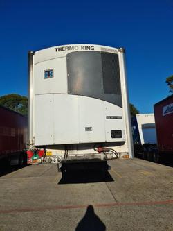 2007 Maxitrans 24P Chiller Van White